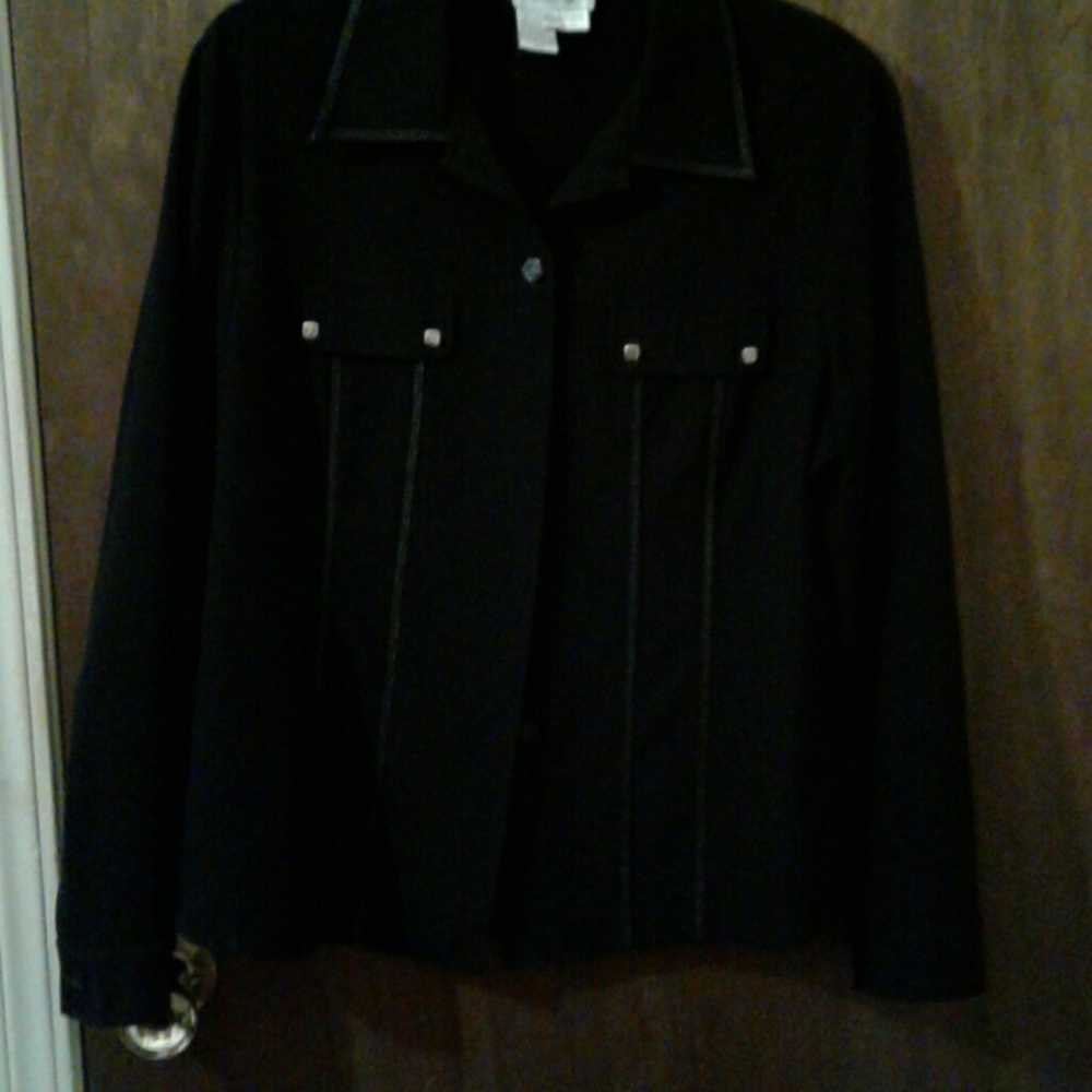 Dress button down jacket.  Length 27".  Final price